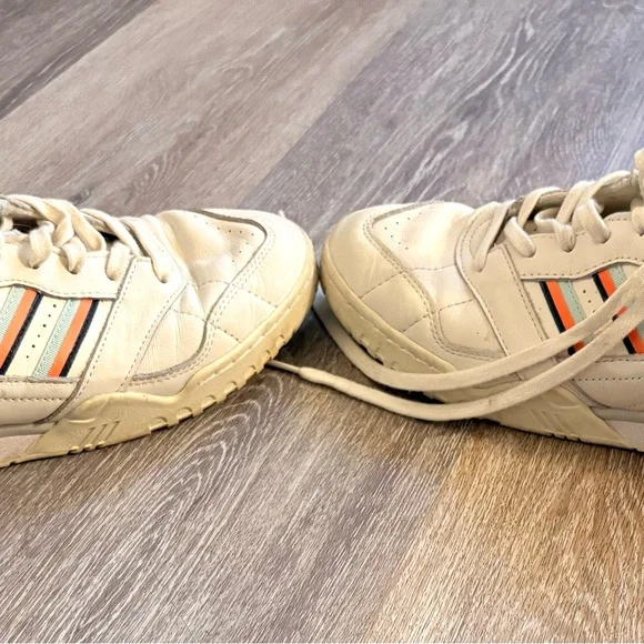 Adidas AR Trainers, Cloud White, Ice Mint, Solar Orange. 8.5 Men’s - Picture 5 of 8